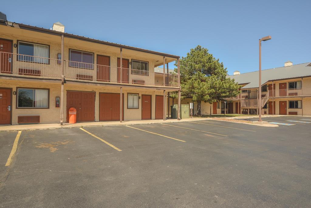 Meridian Inn Oklahoma City Airport מראה חיצוני תמונה