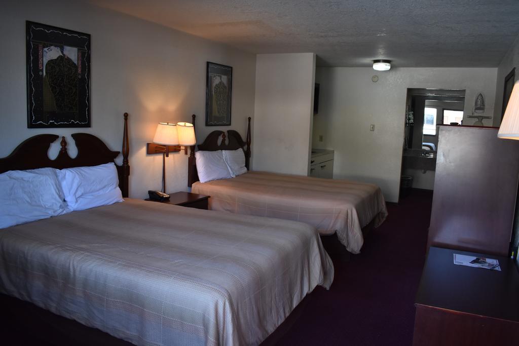 Meridian Inn Oklahoma City Airport מראה חיצוני תמונה