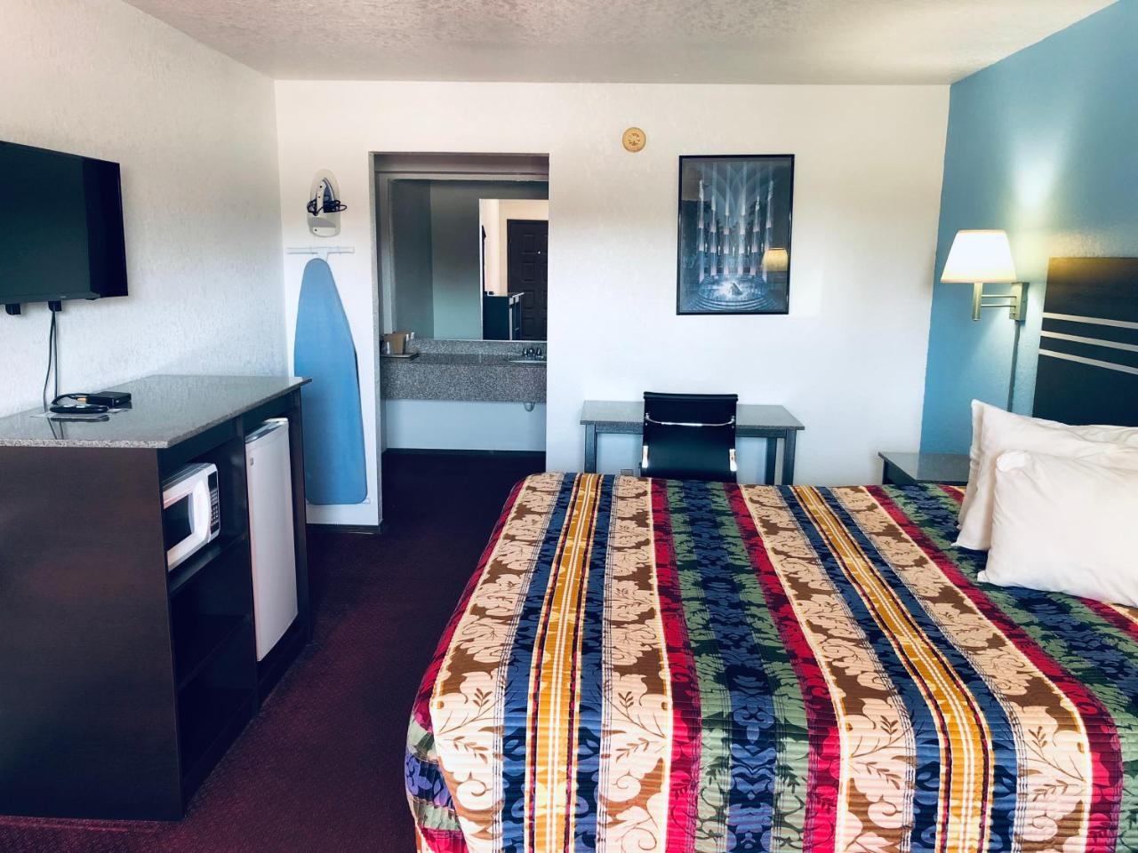 Meridian Inn Oklahoma City Airport מראה חיצוני תמונה